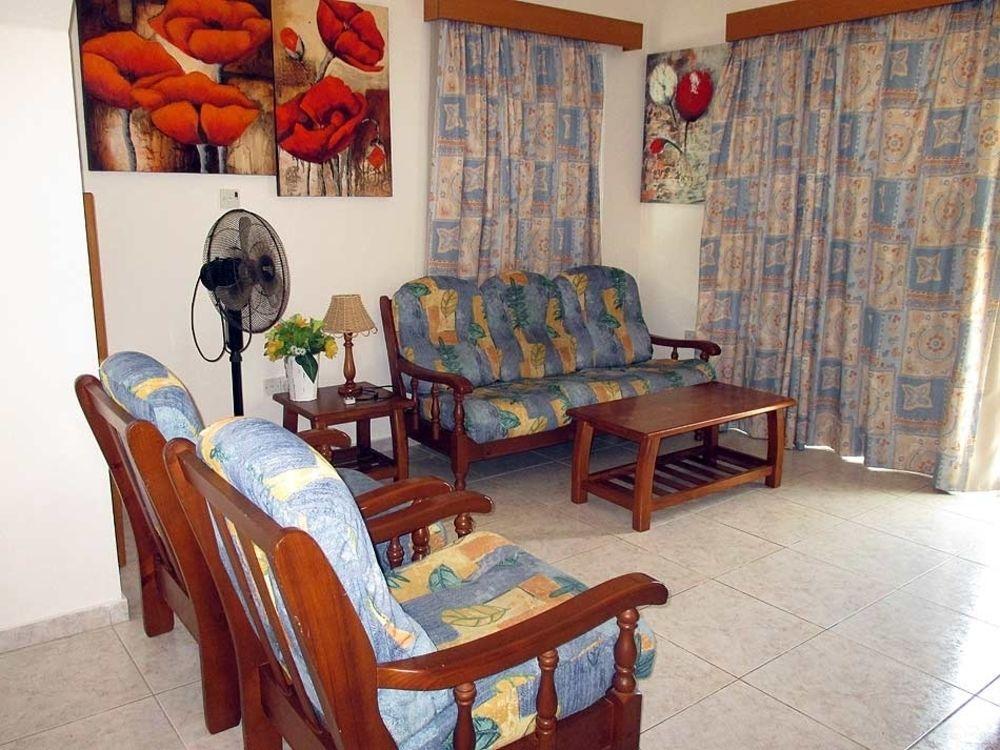 Rododafni Villas Klorakas Exteriör bild