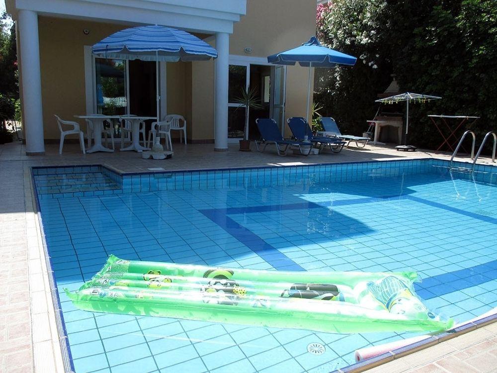Rododafni Villas Klorakas Exteriör bild