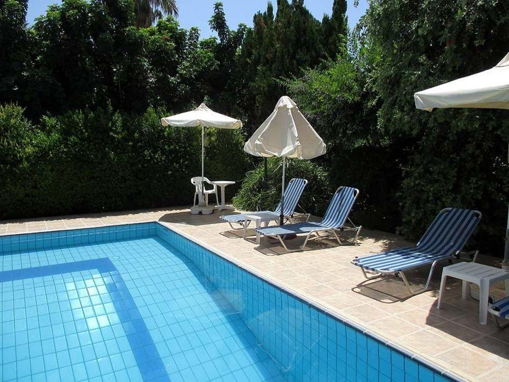 Rododafni Villas Klorakas Exteriör bild