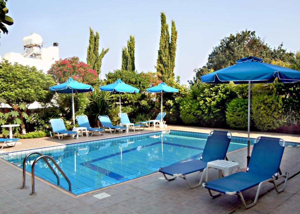 Rododafni Villas Klorakas Exteriör bild